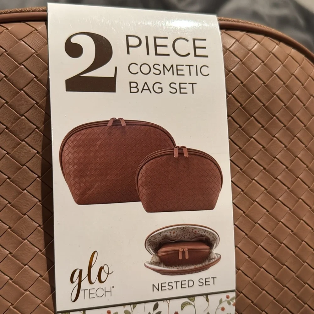 NWT GloTech 2-pack Faux Leather Cosmetic Bags with Rechargeable Compact Mirror
